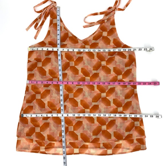 Cabi Pinwheel Top #5358, Peach and Brick Dust Layered Chiffon Sleeveless Top, L - Picture 16 of 17